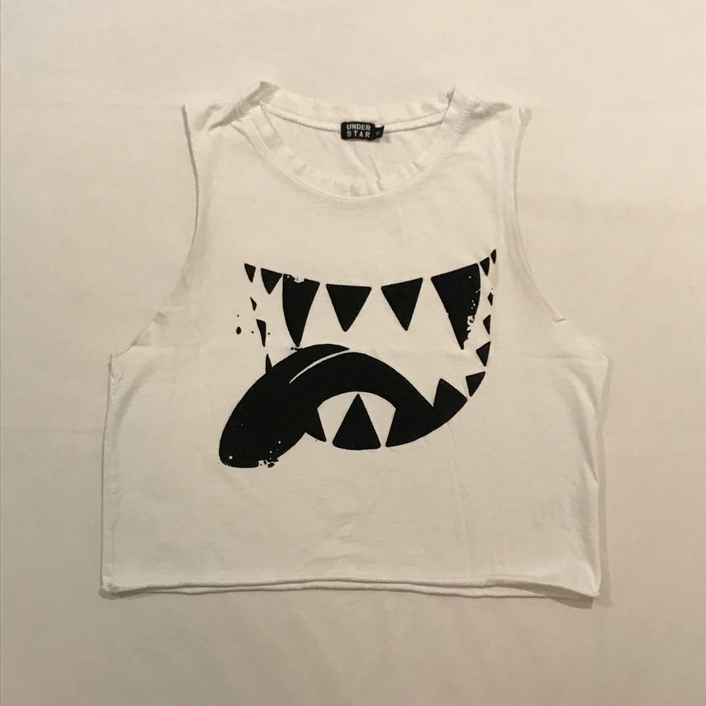 Under Star Muscle Crop Tank Top